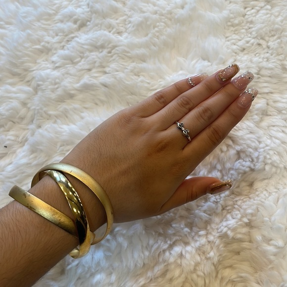 3 RINGS INTERLOCKING BRACELET Shiny Matte‎ Gold Toned - Picture 1 of 5